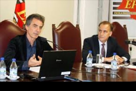 Foto do(a) autor(a) Alberto Ribeiro Gon�alves de Barros